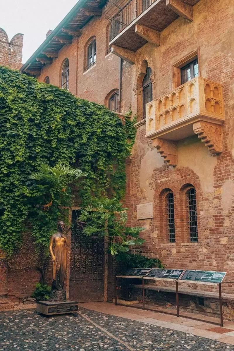 Residenza Citta Antica Apartment Verona Bagian luar foto